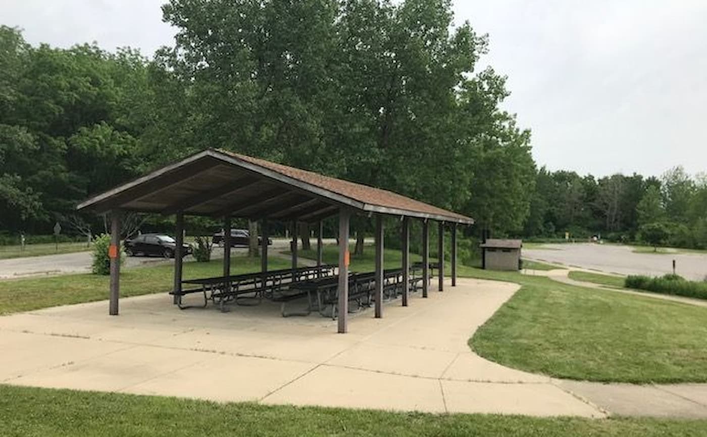 River Bend Pavilion: Parking Access